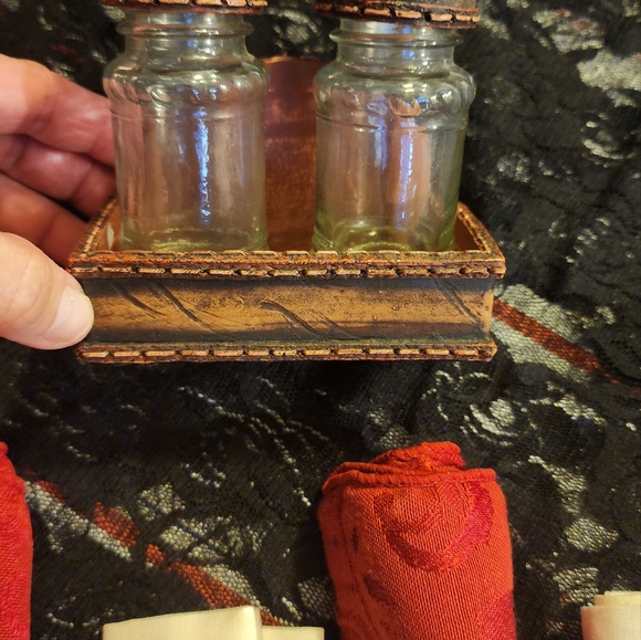 Western Kitchen Decore - Picture 2 of 5